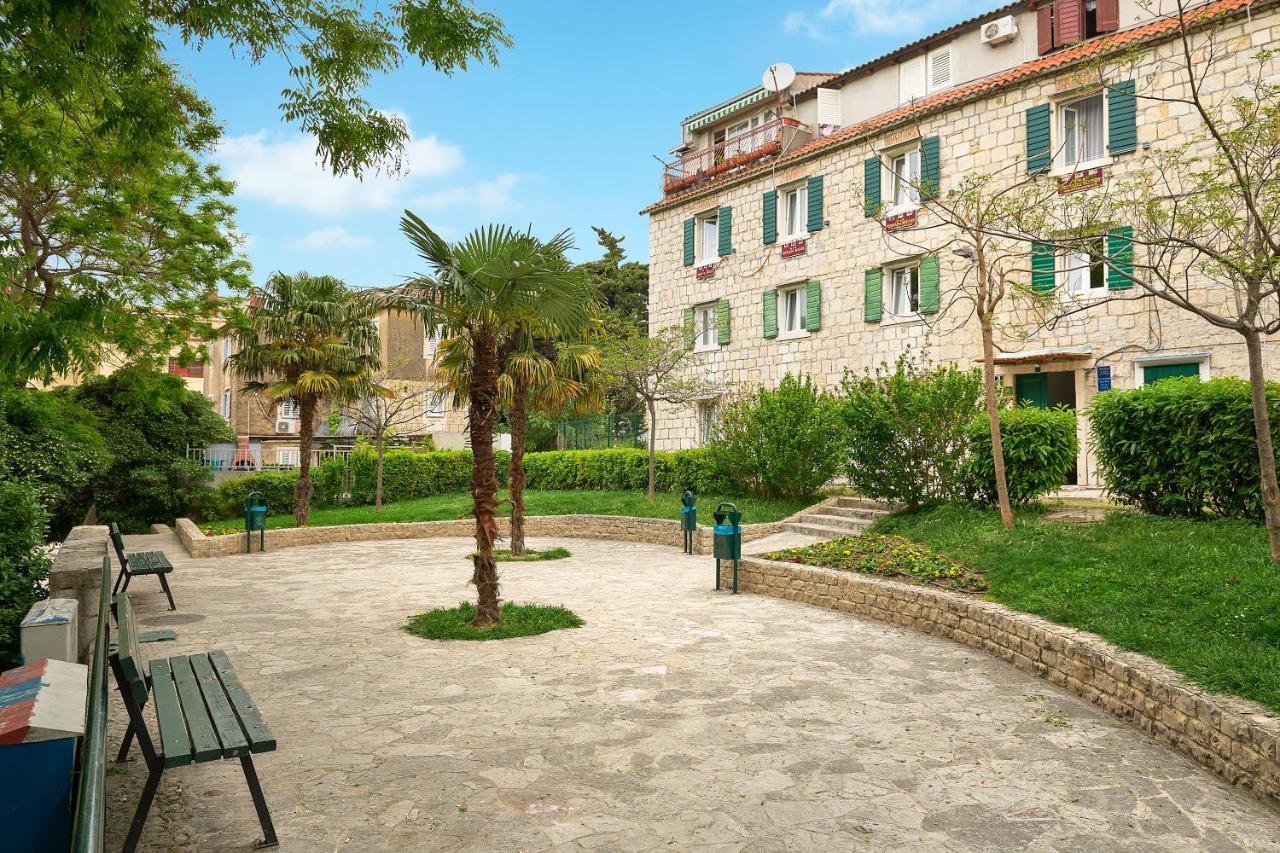 Razglednica Hotel สปลิท ภายนอก รูปภาพ